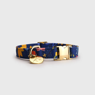 Knala Floral Blue dog collar in Medium front view on a white background.